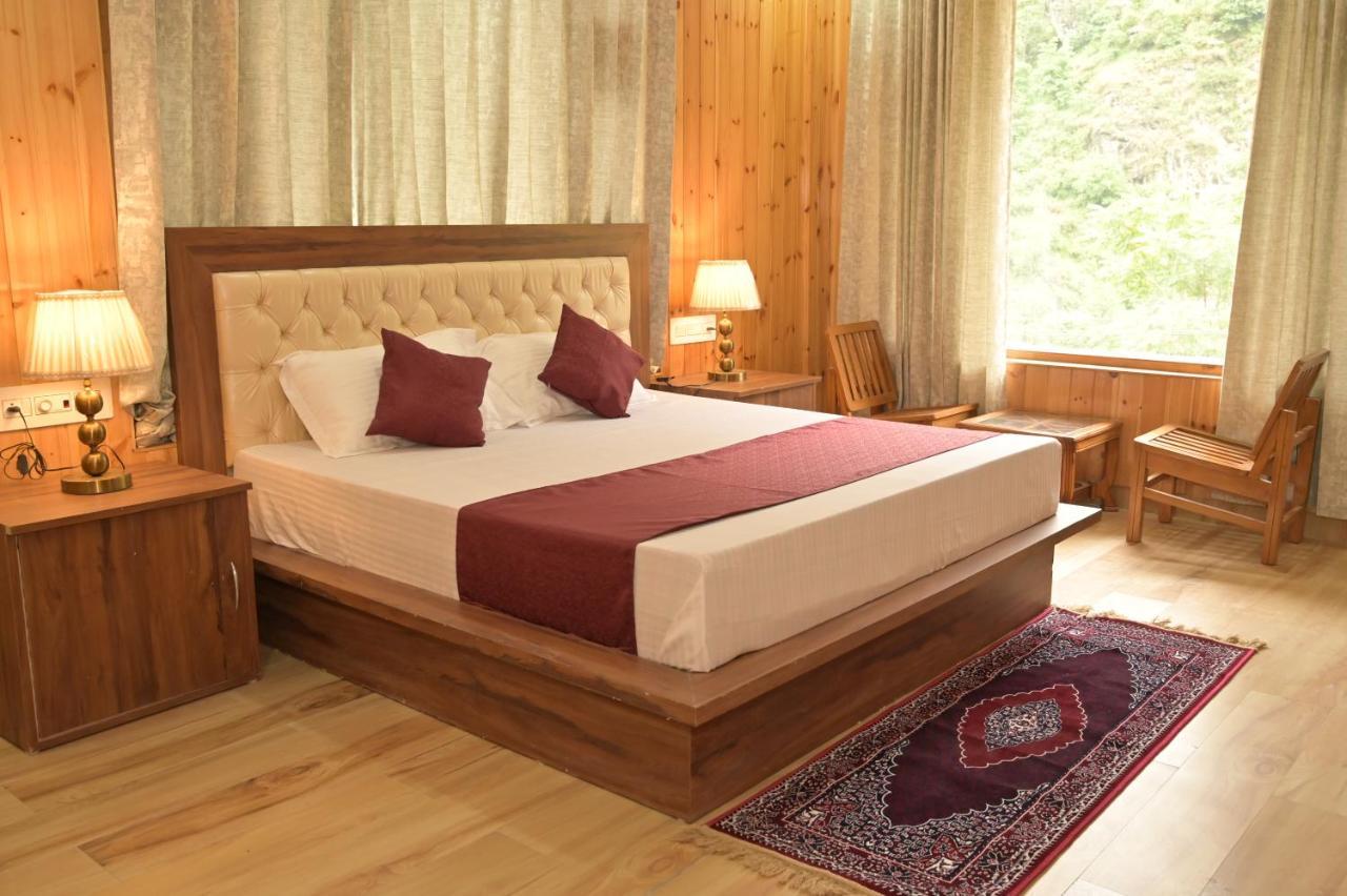 Hotel Royal Galaxy Tirthan Banjār Zewnętrze zdjęcie
