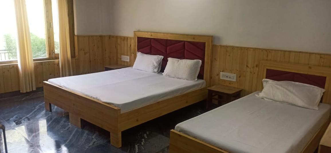 Hotel Royal Galaxy Tirthan Banjār Zewnętrze zdjęcie